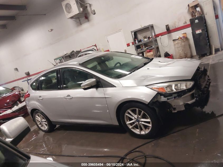 2017 Ford Focus Se VIN: 1FADP3K23HL247770 Lot: 39605494