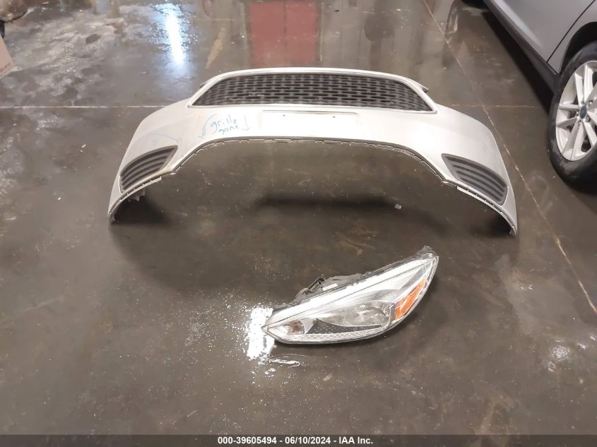 2017 Ford Focus Se VIN: 1FADP3K23HL247770 Lot: 39605494