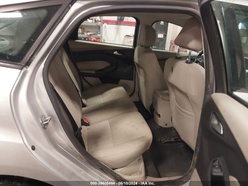 2017 Ford Focus Se VIN: 1FADP3K23HL247770 Lot: 39605494