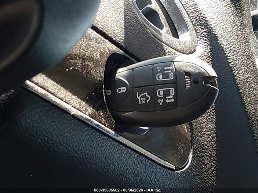 2011 Chrysler Town & Country Touring VIN: 2A4RR5DG3BR782038 Lot: 39605502