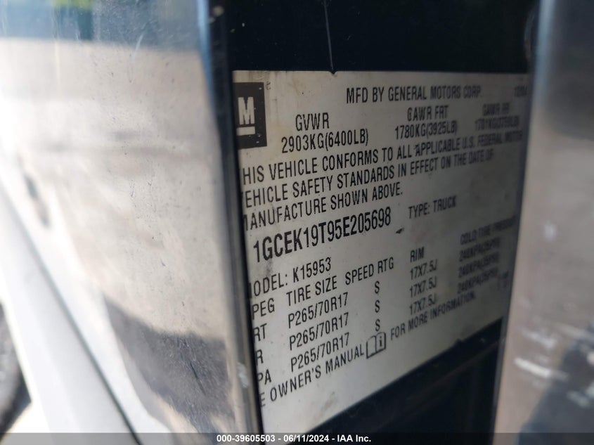 2005 Chevrolet Silverado 1500 Z71 VIN: 1GCEK19T95E205698 Lot: 39605503