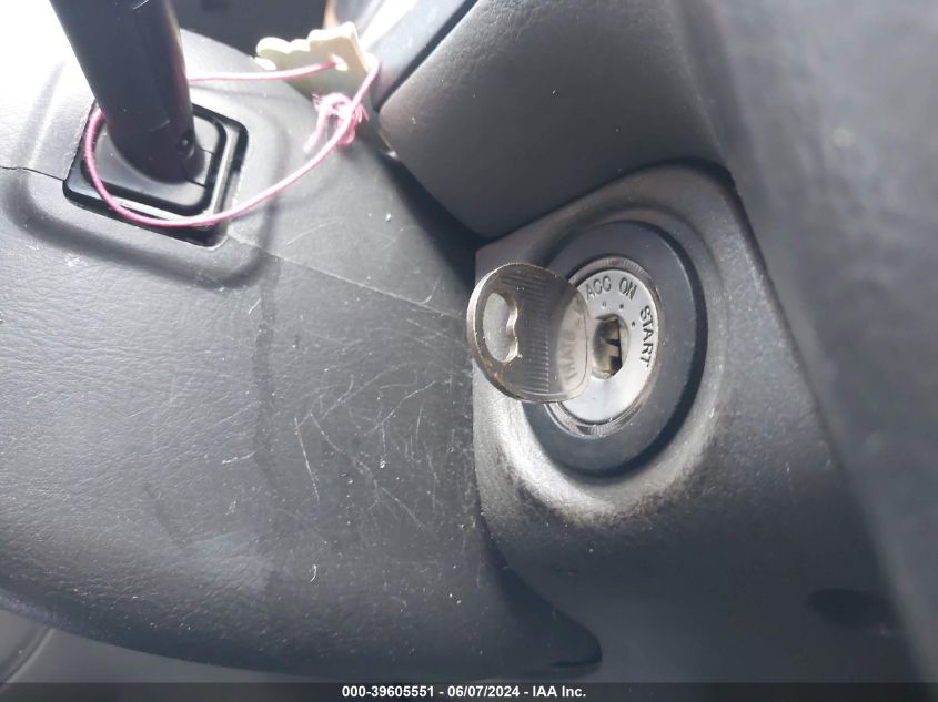 2002 Hyundai Santa Fe Gl VIN: KM8SB12B72U168575 Lot: 39605551