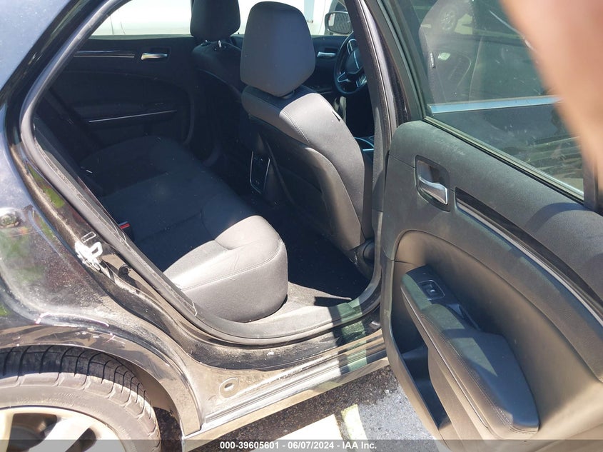 VIN 2C3CCAAGXKH589874 2019 CHRYSLER 300 TOURING