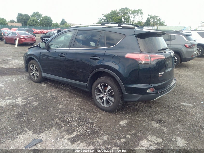 VIN JTMRFREV1JJ207300 2018 TOYOTA RAV4 XLE