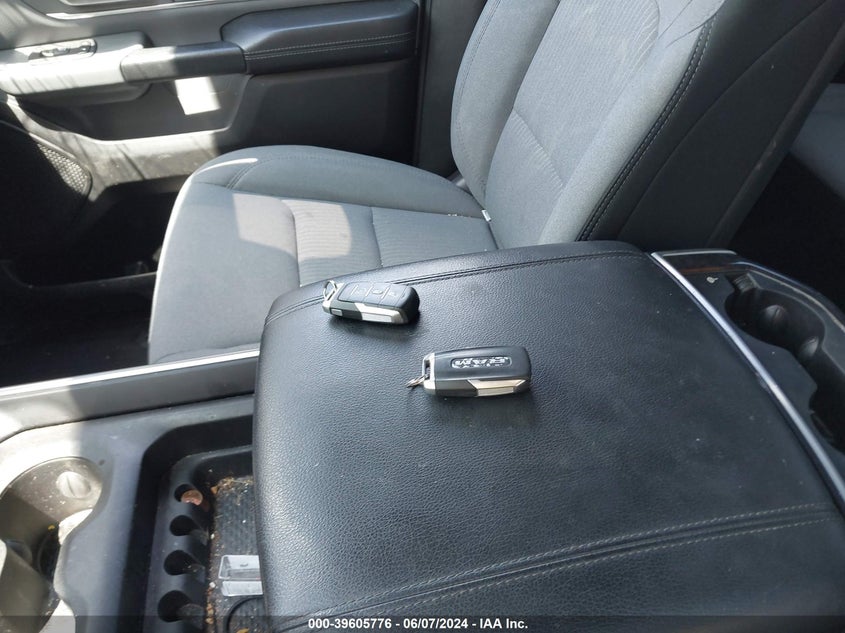 VIN 1C6SRFFM8NN155232 2022 RAM 1500 BIG HORN/LONE STAR