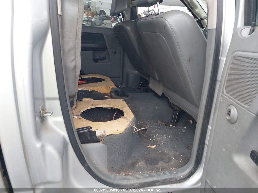 2008 Dodge Ram 1500 Slt VIN: 1D7HA18248J138759 Lot: 39605816