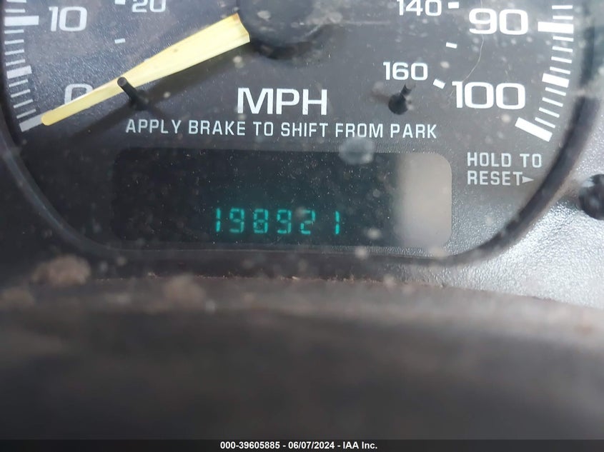 2001 Chevrolet Silverado C2500 VIN: 1GBGC24U51Z274486 Lot: 39605885