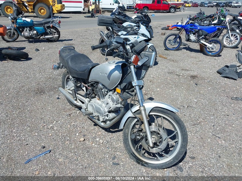 YAMAHA XV920 1982. Lot# 39605897. VIN JYA10L009CA004810. Photo 1