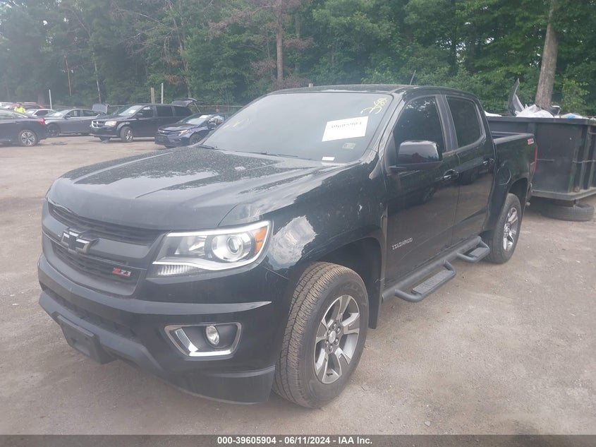 VIN 1GCGTDEN4J1108957 2018 CHEVROLET COLORADO Z71