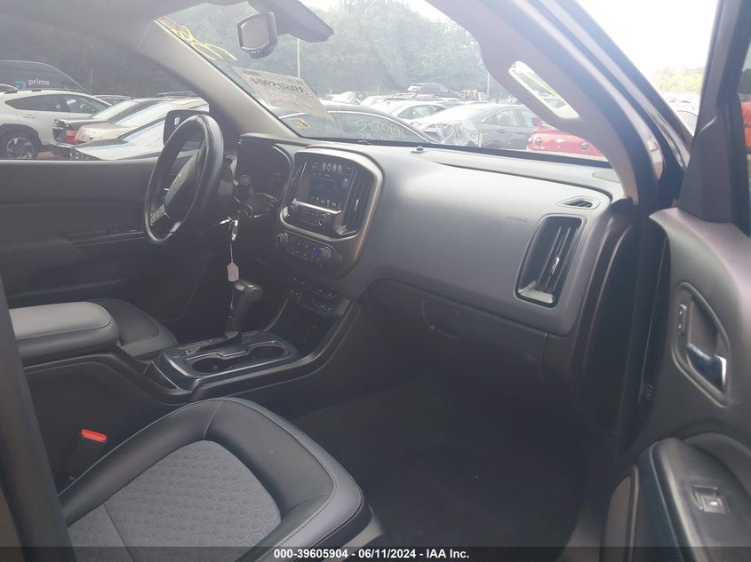 VIN 1GCGTDEN4J1108957 2018 CHEVROLET COLORADO Z71