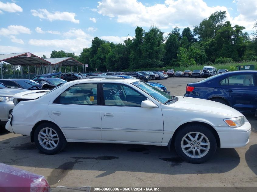 2000 Toyota Camry Xle V6 VIN: 4T1BF28K4YU946305 Lot: 39606096