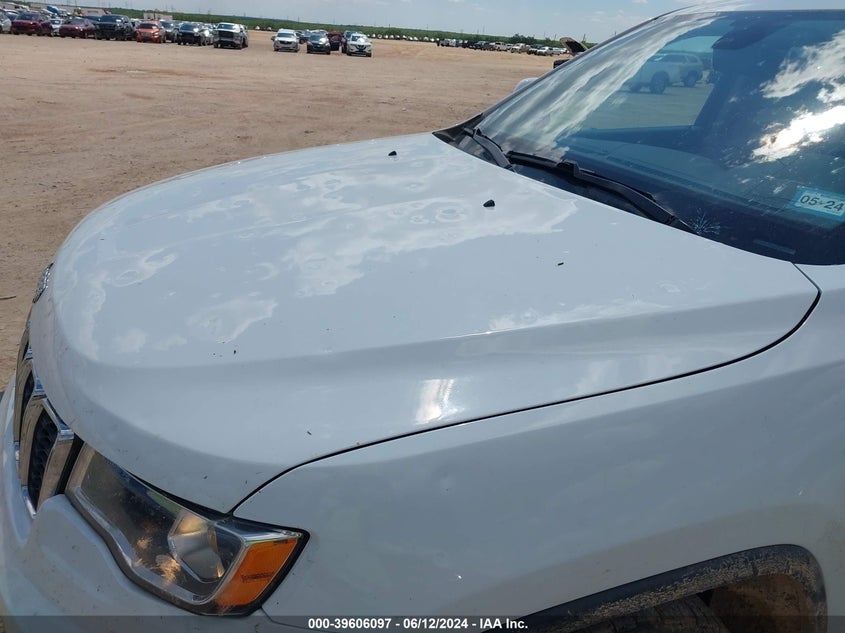 2017 Jeep Grand Cherokee Laredo 4X4 VIN: 1C4RJFAG6HC782432 Lot: 39606097