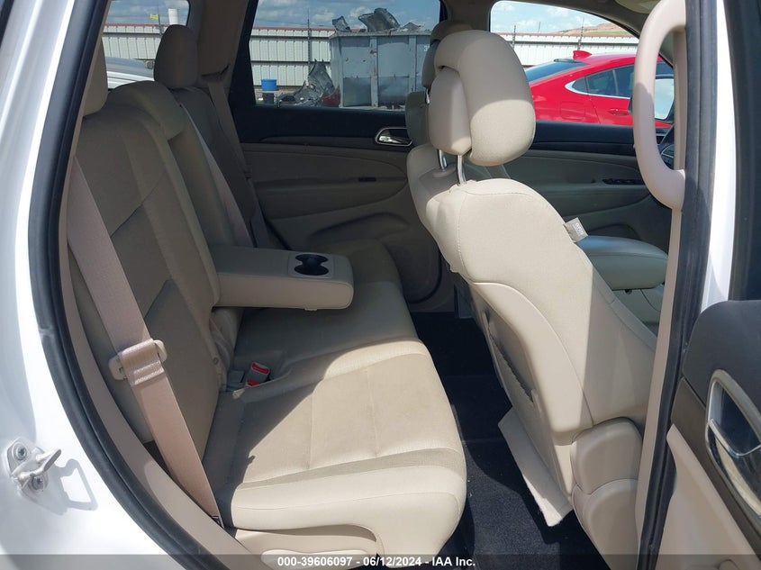 2017 Jeep Grand Cherokee Laredo 4X4 VIN: 1C4RJFAG6HC782432 Lot: 39606097