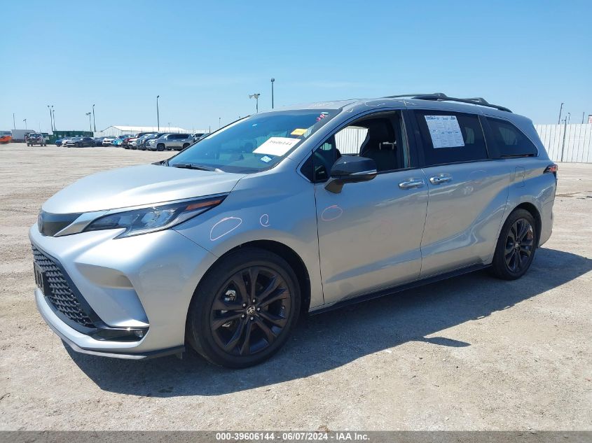 5TDCRKEC6PS154009 2023 TOYOTA SIENNA - Image 2