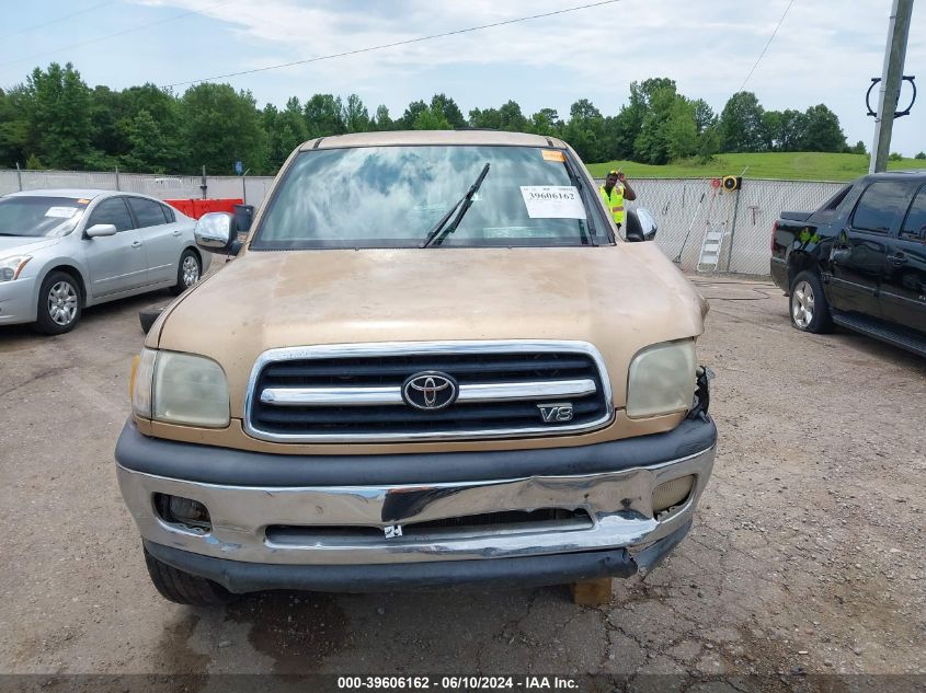 2000 Toyota Tundra Sr5 V8 VIN: 5TBBT441XYS033275 Lot: 39606162