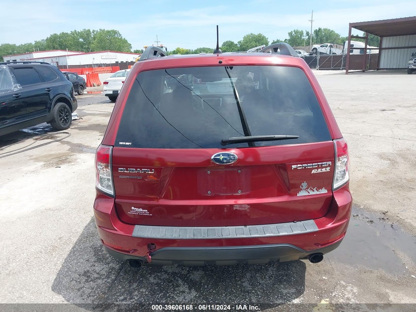 2013 Subaru Forester 2.5X Premium VIN: JF2SHADC1DH424680 Lot: 39606168