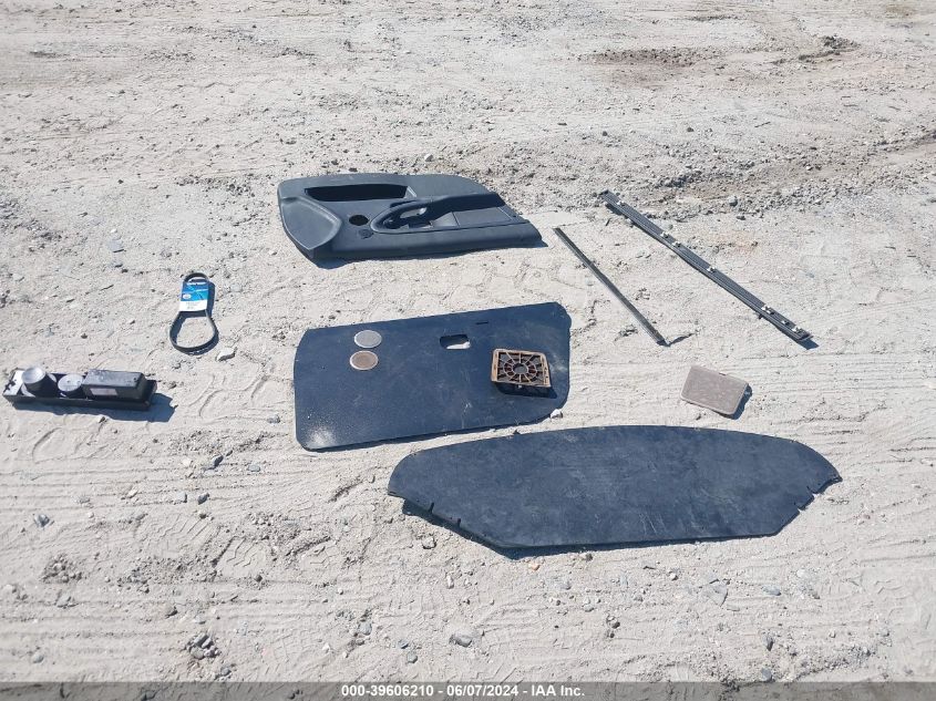 1992 BMW 325 I VIN: WBACB3318NFE03595 Lot: 39606210