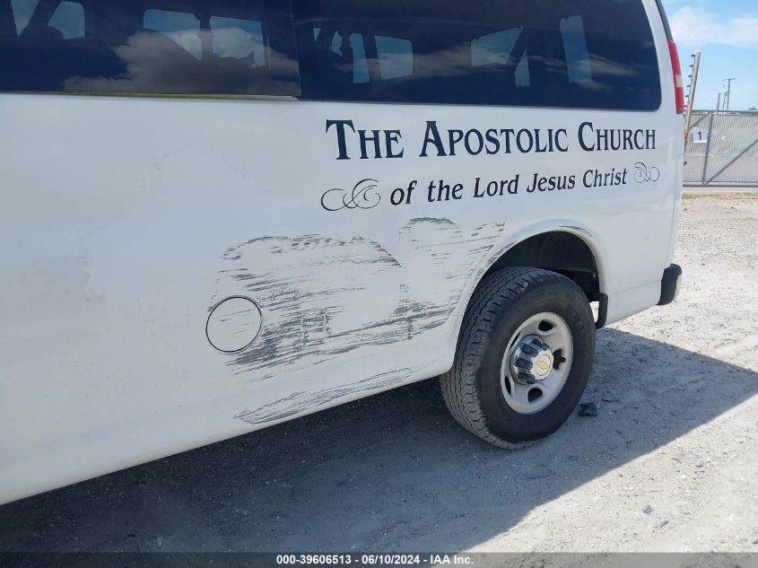 2004 Chevrolet Express G3500 VIN: 1GAHG39U041136000 Lot: 39606513