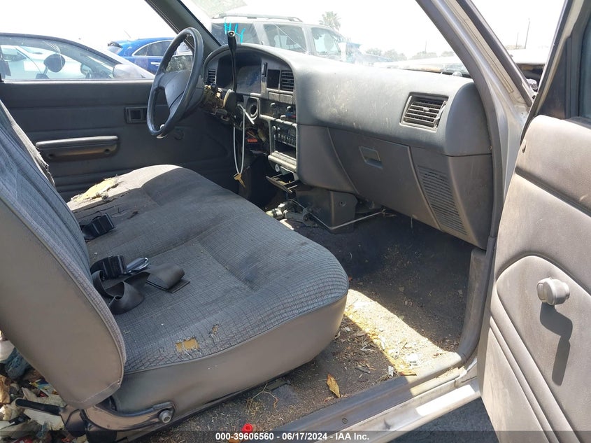 1991 Toyota Pickup 1/2 Ton Lng Wheelbase Dlx VIN: JT4RN82P4M5029981 Lot: 39606560