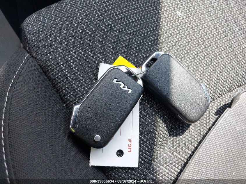 2022 Kia Forte Lxs VIN: 3KPF24AD9NE492605 Lot: 39606634