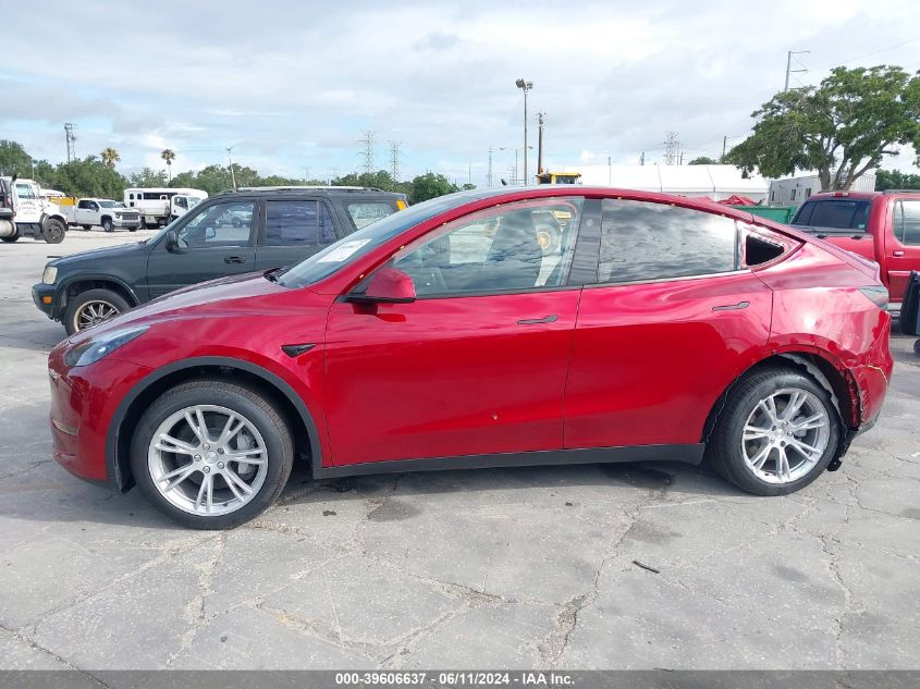 2024 Tesla Model Y Long Range Dual Motor All-Wheel Drive VIN: 7SAYGDEE0RA239864 Lot: 39606637