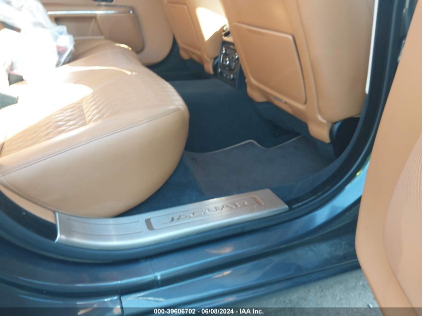 2016 Jaguar Xj Xjl Portfolio VIN: SAJWJ2GD4G8V99249 Lot: 39606702