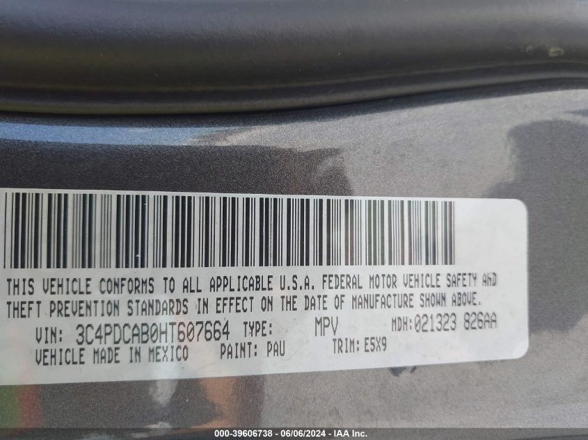 2017 Dodge Journey Se VIN: 3C4PDCAB0HT607664 Lot: 39606738