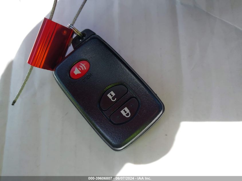 2012 Toyota Prius Two VIN: JTDKN3DU8C5383525 Lot: 39606807