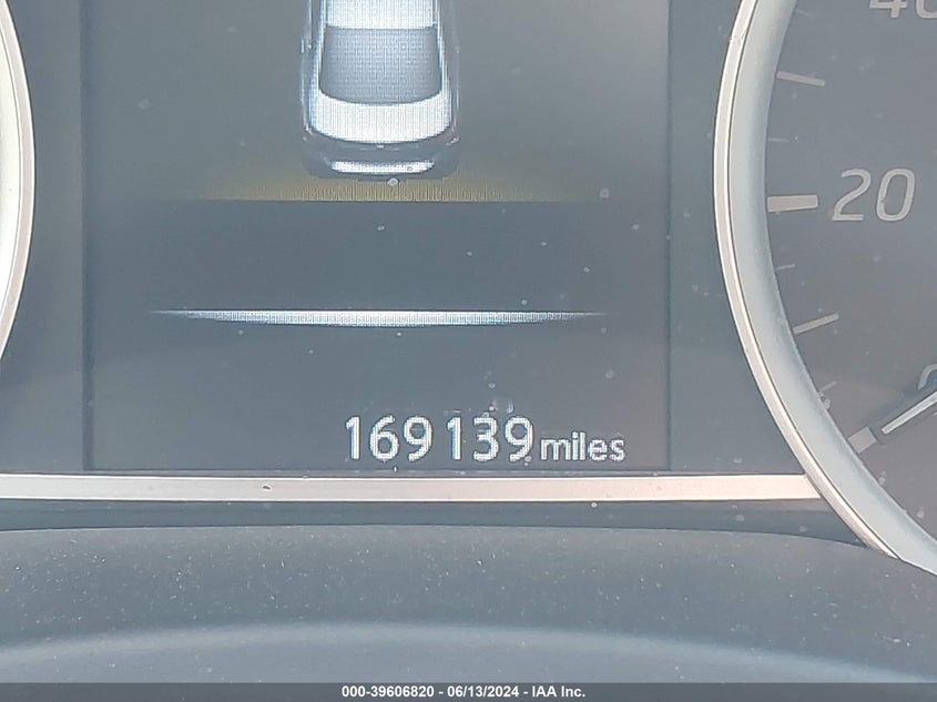 2018 Nissan Sentra Sr VIN: 3N1AB7AP0JY233082 Lot: 39606820