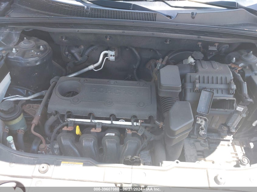 2011 Kia Sorento Lx VIN: 5XYKTCA11BG179428 Lot: 39607080