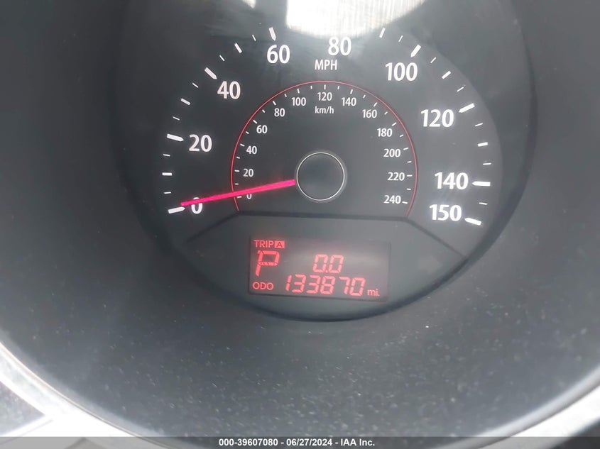 2011 Kia Sorento Lx VIN: 5XYKTCA11BG179428 Lot: 39607080