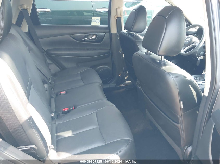 2018 Nissan Rogue Sl VIN: 5N1AT2MT9JC712370 Lot: 39607125