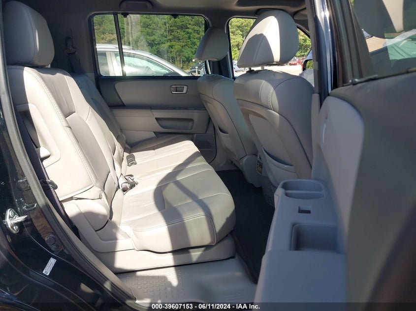 2015 Honda Pilot Touring VIN: 5FNYF3H95FB023824 Lot: 39607153