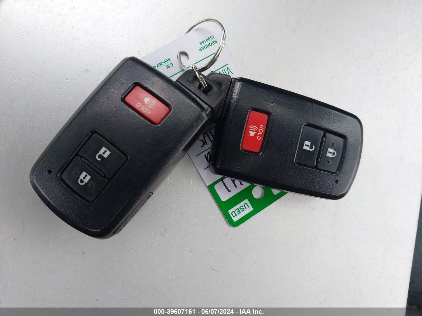 2014 Toyota Prius C Four VIN: JTDKDTB3XE1084996 Lot: 39607161