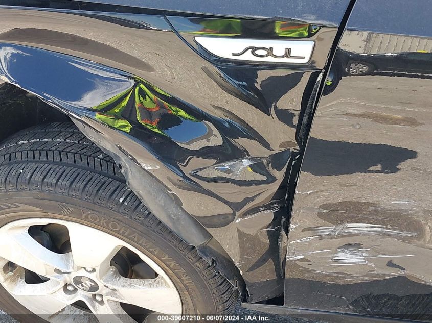 2017 Kia Soul VIN: KNDJN2A28H7472533 Lot: 39607210