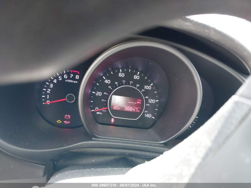 2017 Kia Soul VIN: KNDJN2A28H7472533 Lot: 39607210