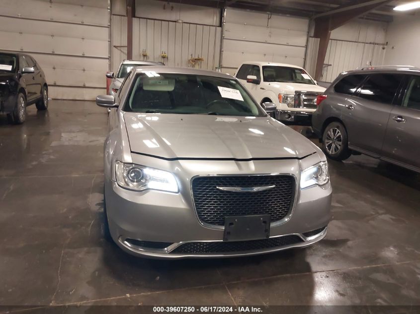 2015 Chrysler 300 Limited VIN: 2C3CCARG6FH831098 Lot: 39607250