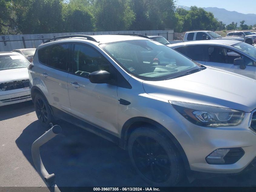 2018 Ford Escape Se VIN: 1FMCU9GD2JUB00833 Lot: 39607305