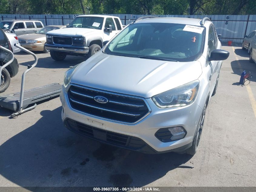 2018 Ford Escape Se VIN: 1FMCU9GD2JUB00833 Lot: 39607305