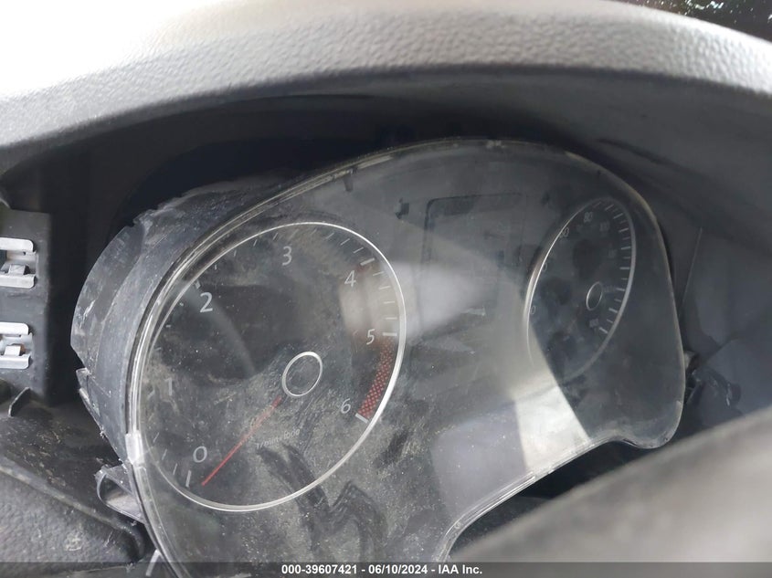 2012 Volkswagen Jetta 2.0L Tdi VIN: 3VWLL7AJ8CM390378 Lot: 39607421