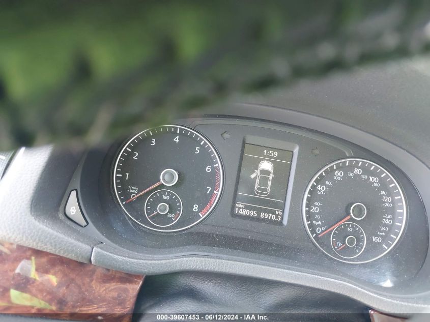 2012 Volkswagen Passat 2.5L Sel Premium VIN: 1VWCH7A33CC110693 Lot: 39607453