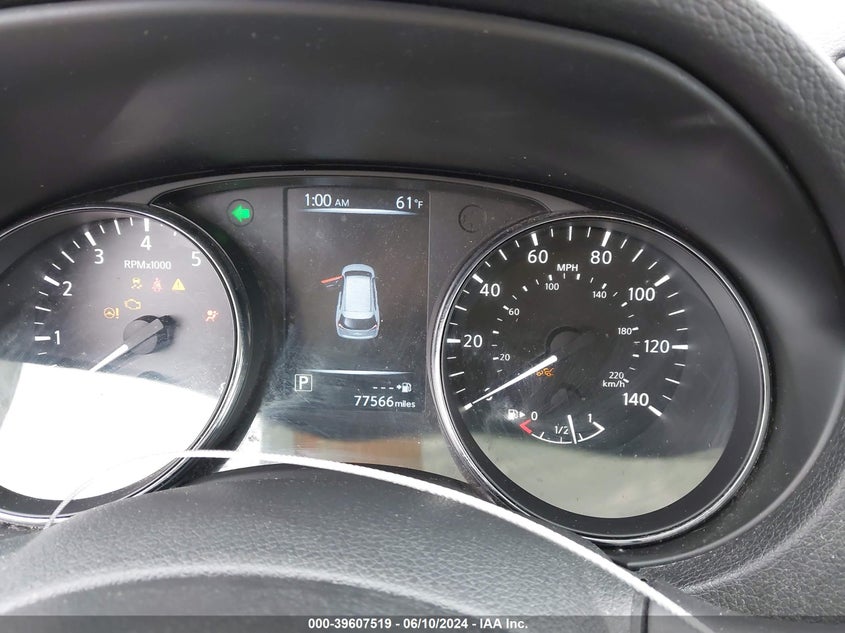 2017 Nissan Rogue S VIN: 5N1AT2MV2HC835620 Lot: 39607519