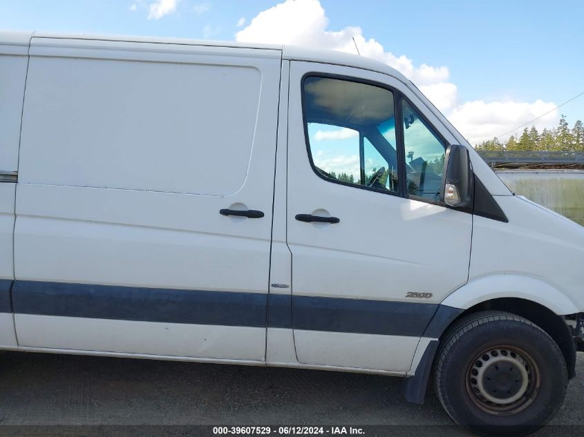 2011 Mercedes-Benz Sprinter 2500 Normal Roof VIN: WD3PE7CC8B5576353 Lot: 39607529