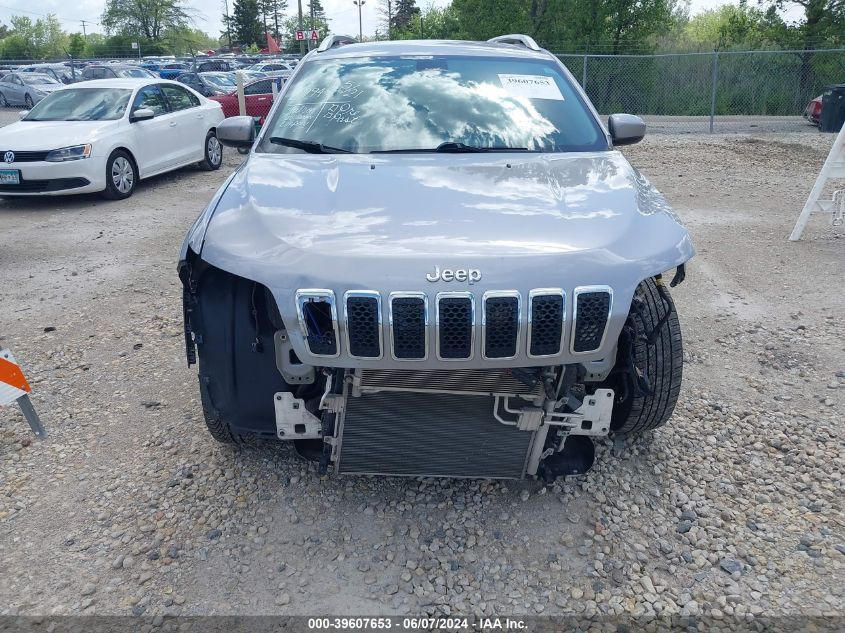 2019 Jeep Cherokee Latitude 4X4 VIN: 1C4PJMCB6KD288649 Lot: 39607653