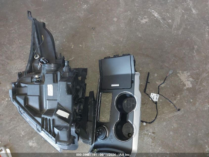 2015 Ford Explorer Sport VIN: 1FM5K8GTXFGC46970 Lot: 39607791