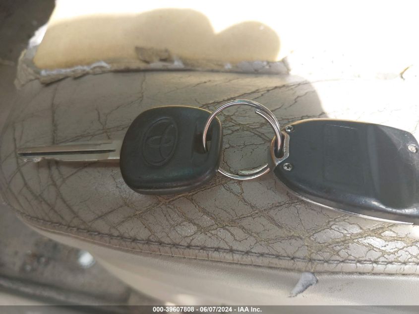 2004 Toyota Highlander V6 VIN: JTEEP21A940003128 Lot: 39607808