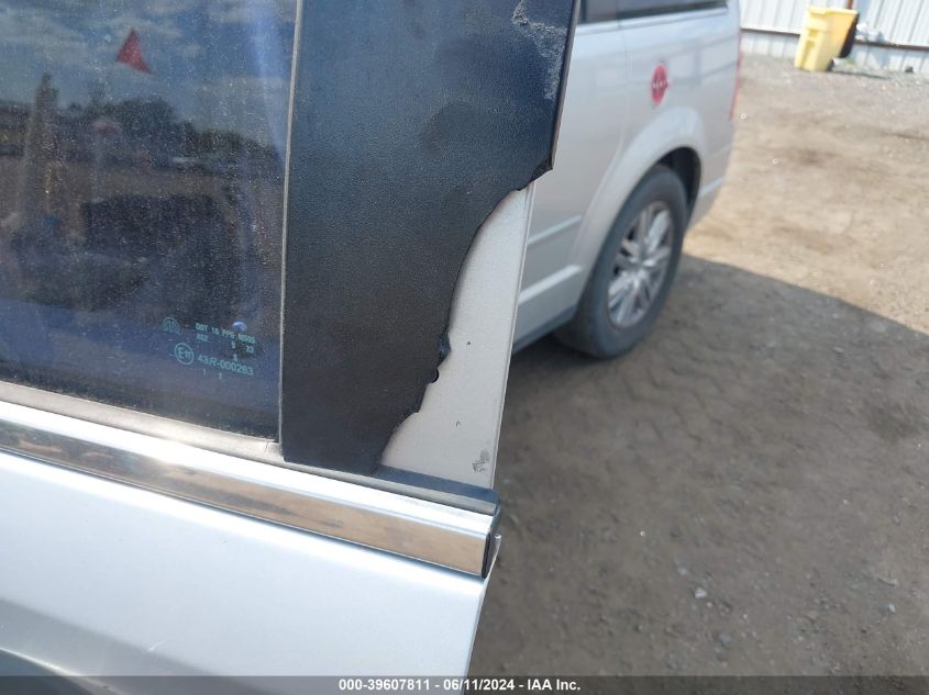 2009 Chrysler Town & Country Lx VIN: 2A8HR44E69R656205 Lot: 39607811