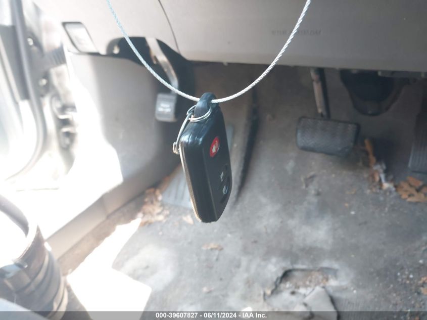 2011 Toyota Prius Two VIN: JTDKN3DU2B1458709 Lot: 39607827