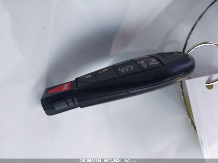 2016 Dodge Grand Caravan R/T VIN: 2C4RDGEG1GR108038 Lot: 39607836