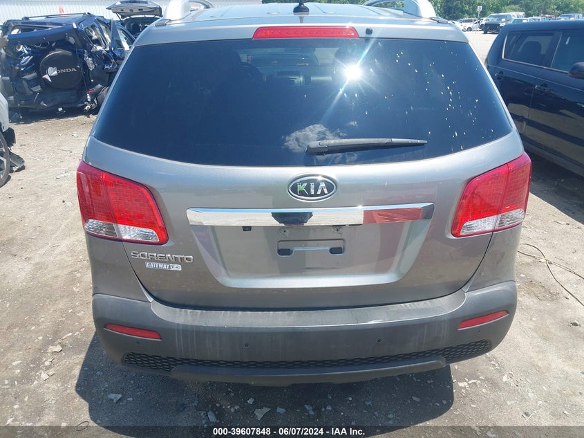 2011 Kia Sorento Lx VIN: 5XYKT3A12BG072033 Lot: 39607848
